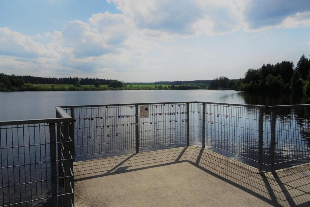 Modernes Apartment Mit Traumhaftem Blick Ins Gruene Bräunlingen Εξωτερικό φωτογραφία